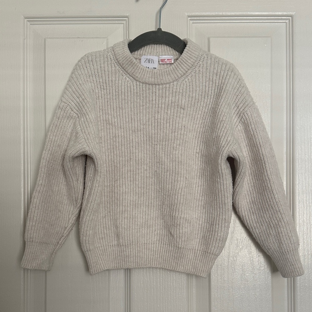 Zara Cream Ribbed Crew Sweater